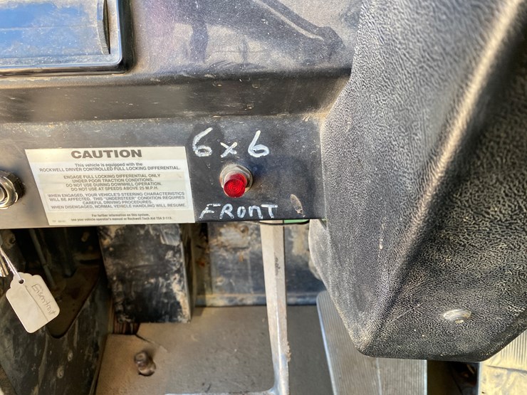 1994-international-paystar-5000-image-55