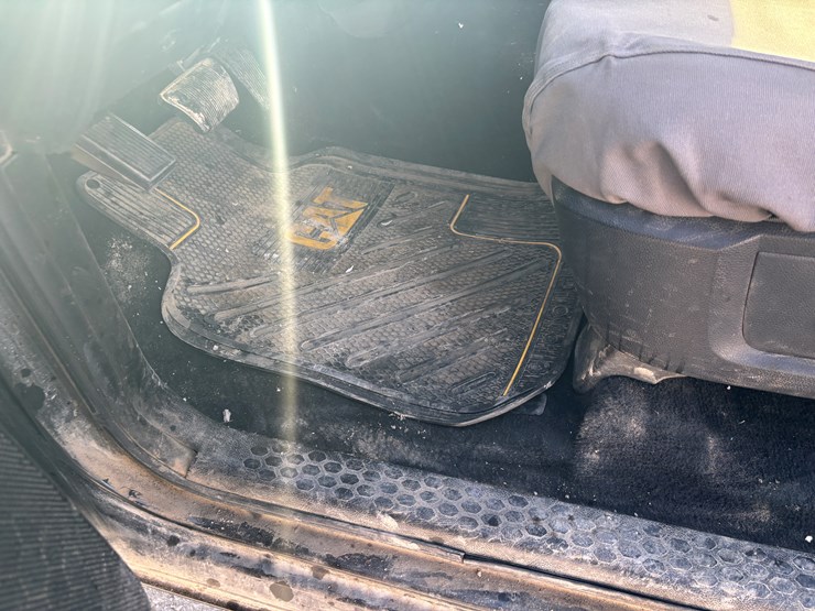 2014-dodge-1500-image-42