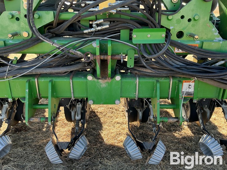 2011-john-deere-1720-ccs-image-9