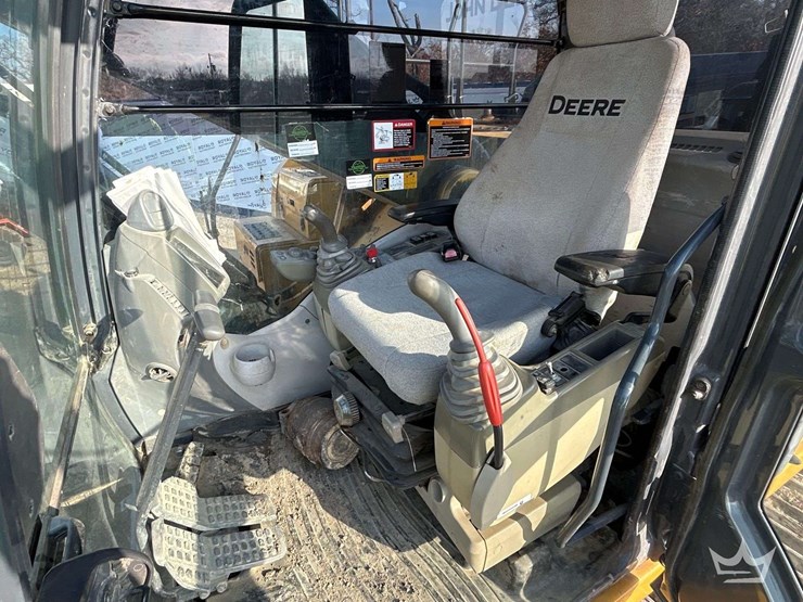 2014-john-deere-350g-hydraulic-excavator-image-14