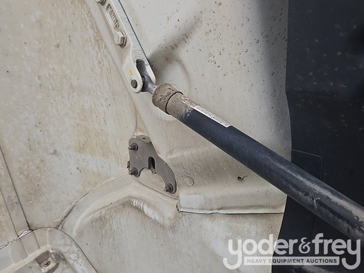 2019-peterbilt-579-image-43