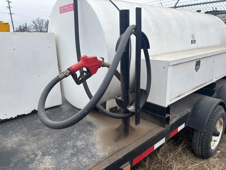 homemade-fuel-trailer-image-12