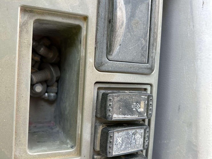 2014-john-deere-350g-hydraulic-excavator-image-18