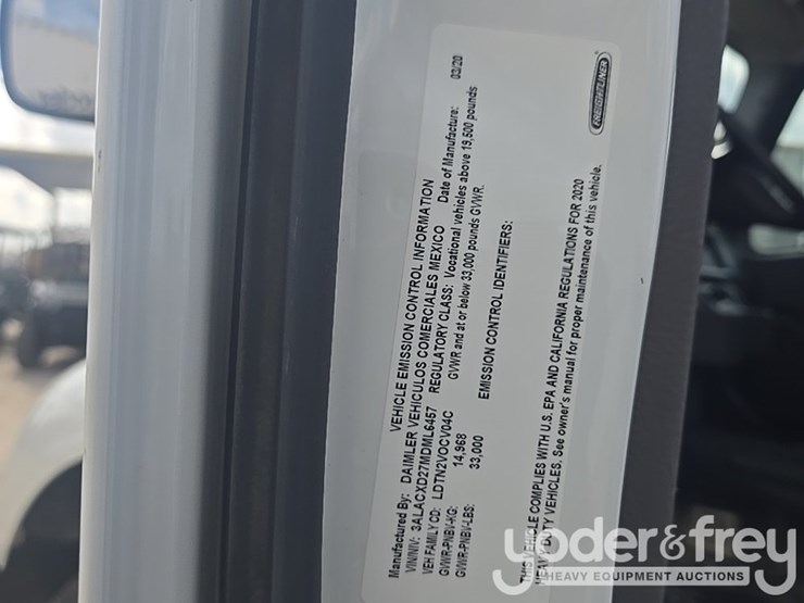 2021-freightliner-m2-106-image-129