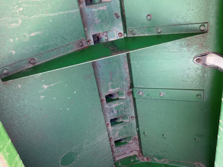 john-deere-35-image-87