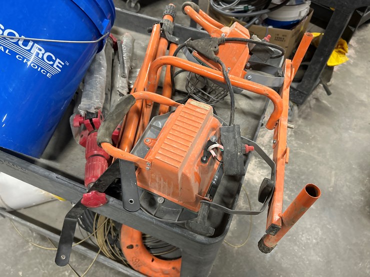 #5453-•-lights,-ppe,-cable,-rolling-cart-image-7