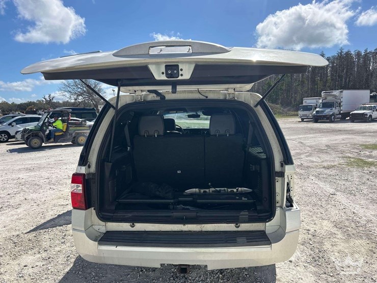 2008-ford-expedition-image-19