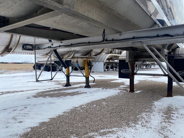 1989-walker-tanker-image-27