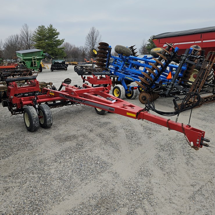 2018 UNVERFERTH 1225