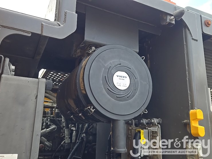 2018-volvo-ec200el-image-59