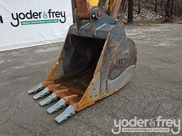 2019-komatsu-pc360-lc-11-image-23