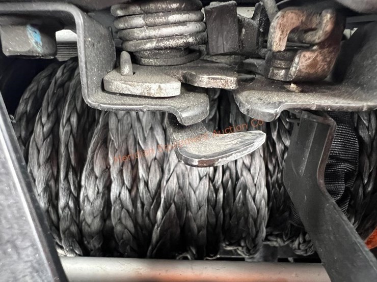 2012-subaru-forester-image-34