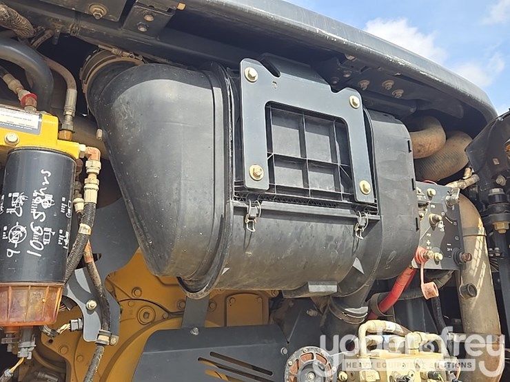 2018-deere-460e-image-50