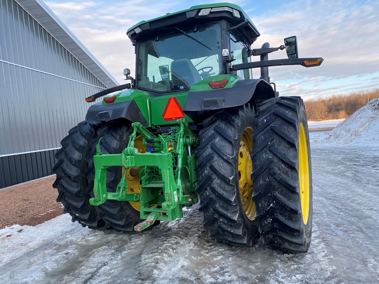 2022-john-deere-8r-280-image-11