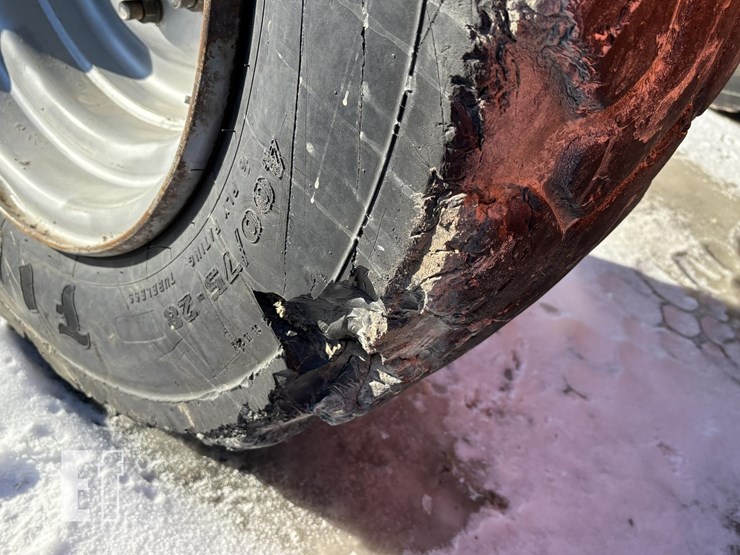 2015-sky-trak-6042-image-11