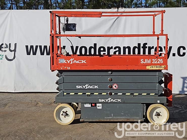 2016-skyjack-sjiii3226-image-2