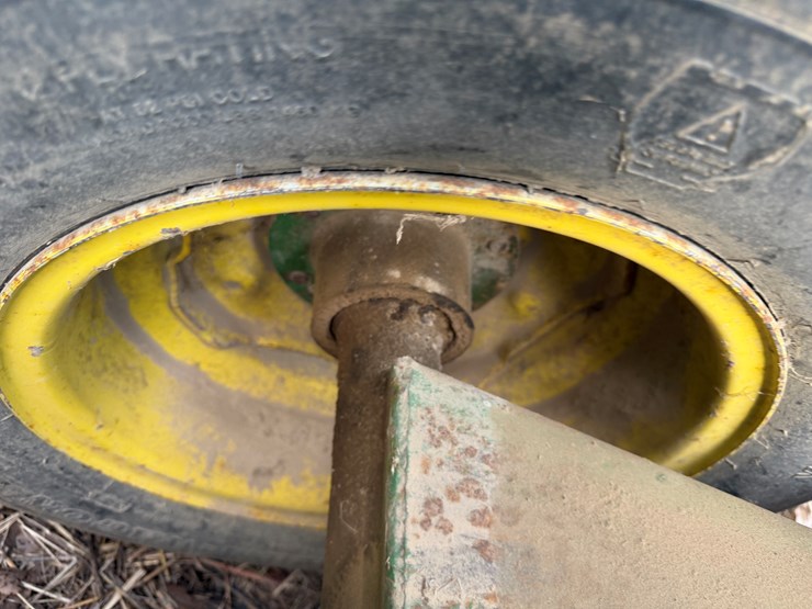 john-deere-35-image-21