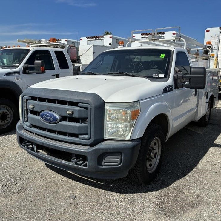 2013 FORD F250 SD
