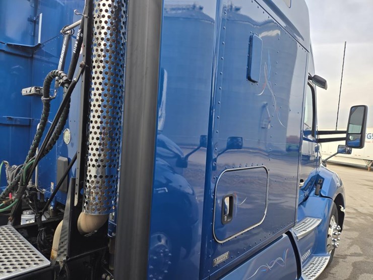 2019-kenworth-t680-image-20