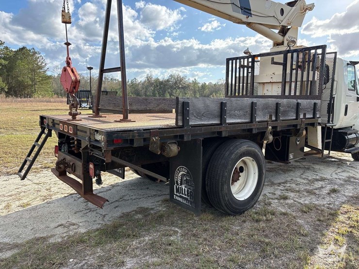 2003-international-durastar-4300-image-32