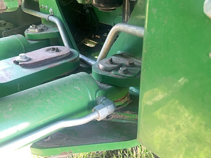 2016-john-deere-9520r-image-85