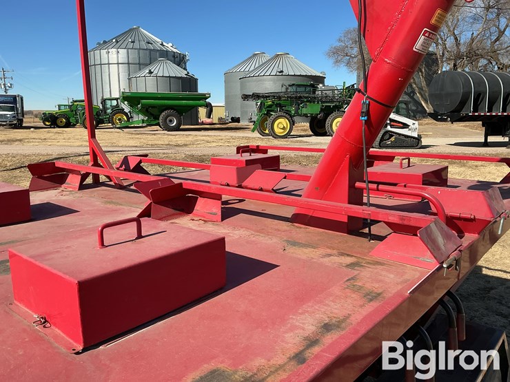 friesen-4-box-seed-tender-image-15