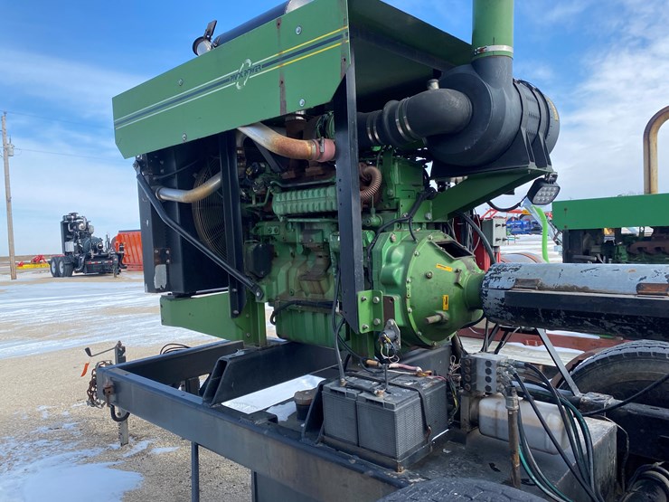 #625-•-john-deere-powered-booster-pump-trailer-(chilton,-wi)-image-12