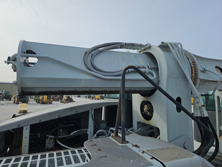 2002-gradall-xl3100-image-23