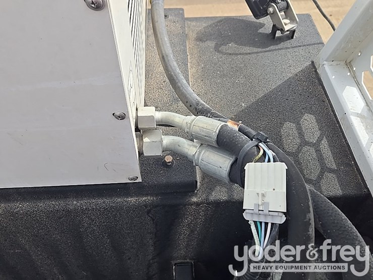 2019-ford-f550-image-32