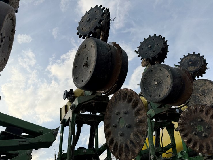 john-deere-1790-image-57