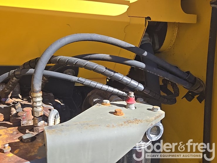 2008-komatsu-pc200-lc-8-image-51