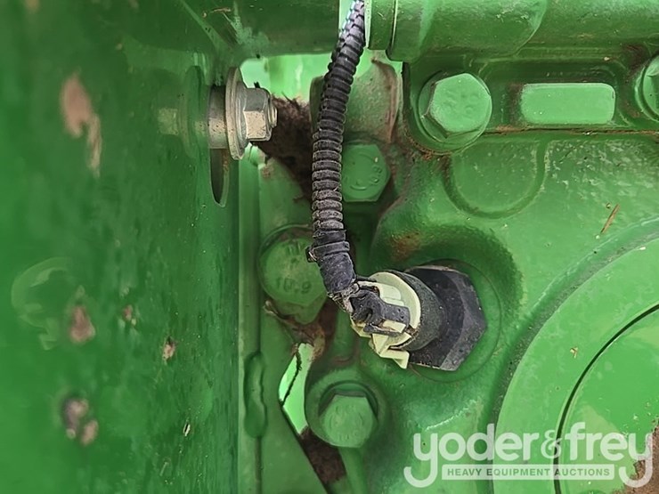 2020-john-deere-5075e-image-75