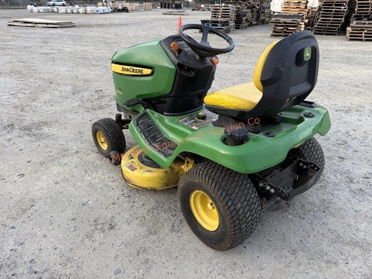 john-deere-x300-image-3
