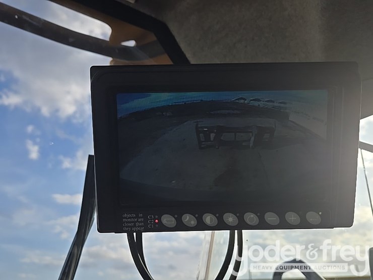 2014-volvo-l150h-image-95