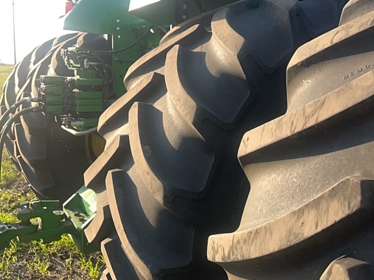 2011-john-deere-9430-image-25