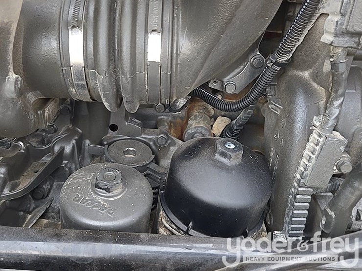 2019-peterbilt-579-image-51