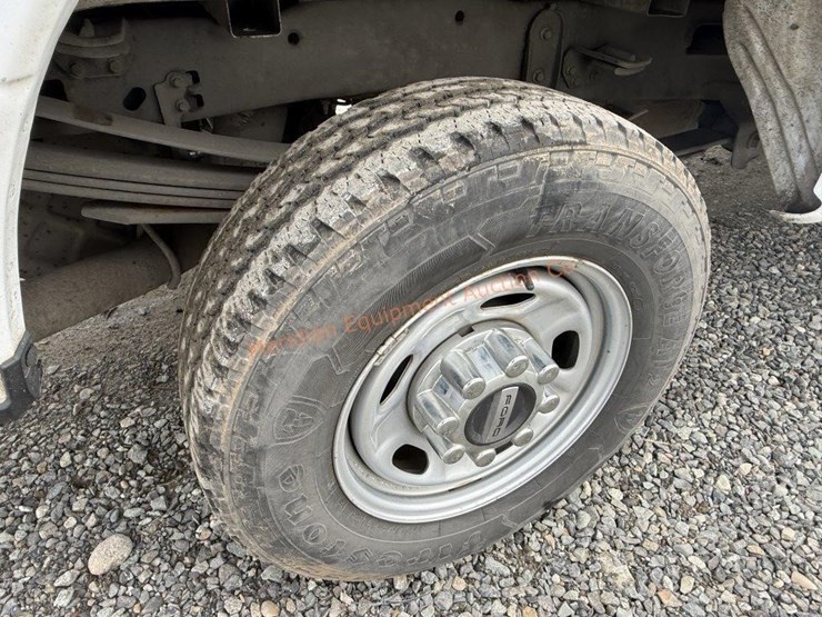 2020-ford-f350-image-18