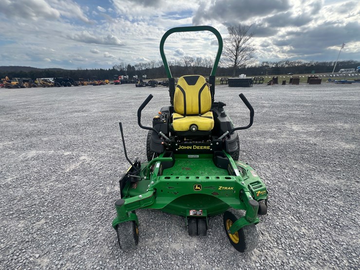 2019-john-deere-z960m-image-11