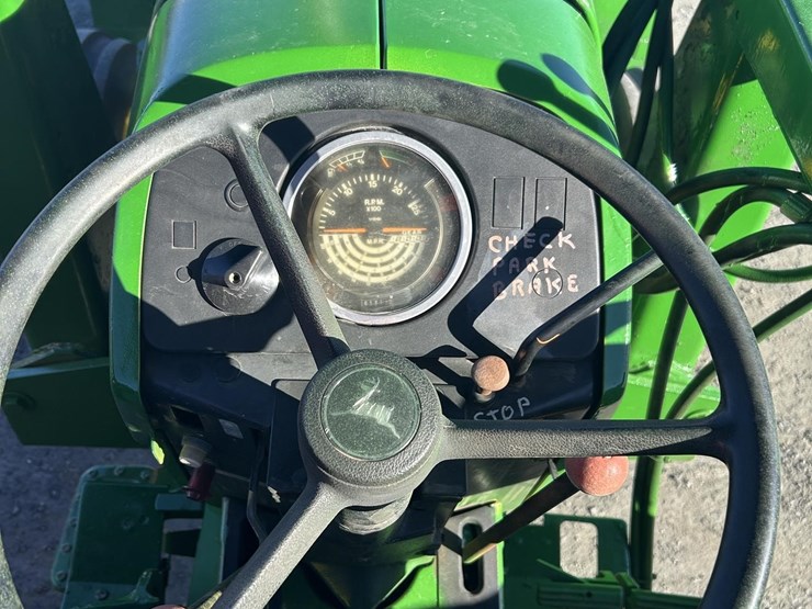 john-deere-2355-image-10