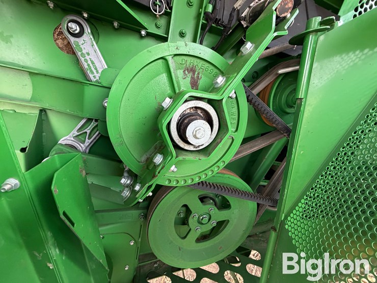 2020-john-deere-s780-image-12