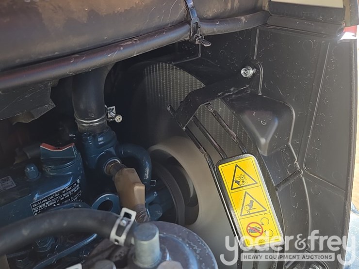 2022-kubota-u25-image-60