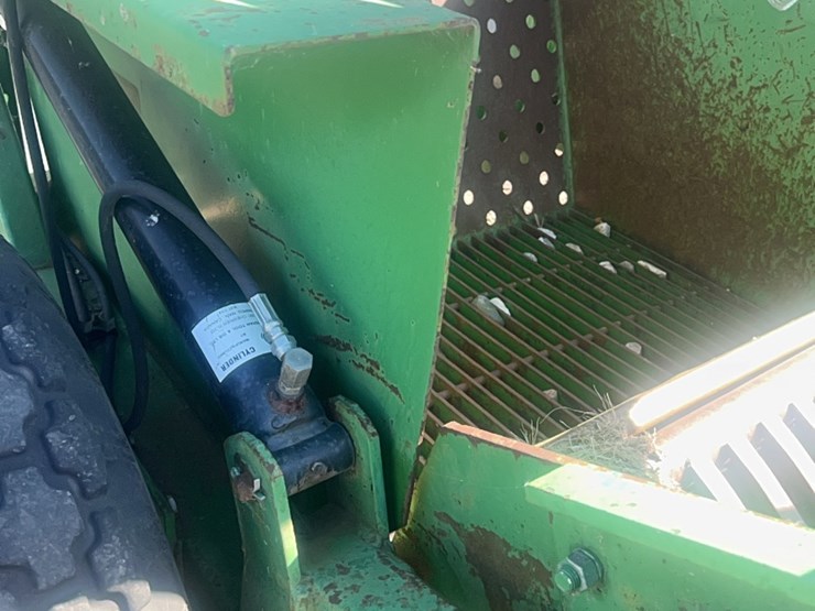 summers-model-700-reel-type-rock-picker,-hyd.-drive-reel,-flotation-tires,-hyd-adjustable-hitch,-￼nice-shape-image-43