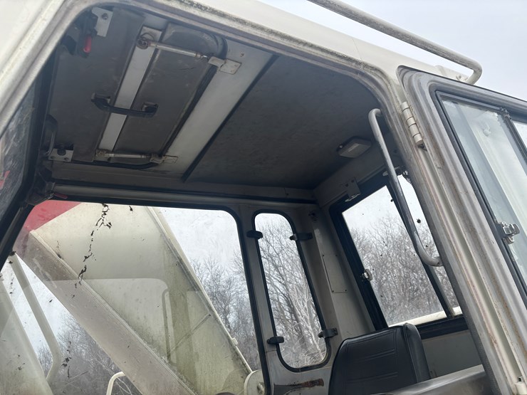 1993-link-belt-ls-2700c-image-48