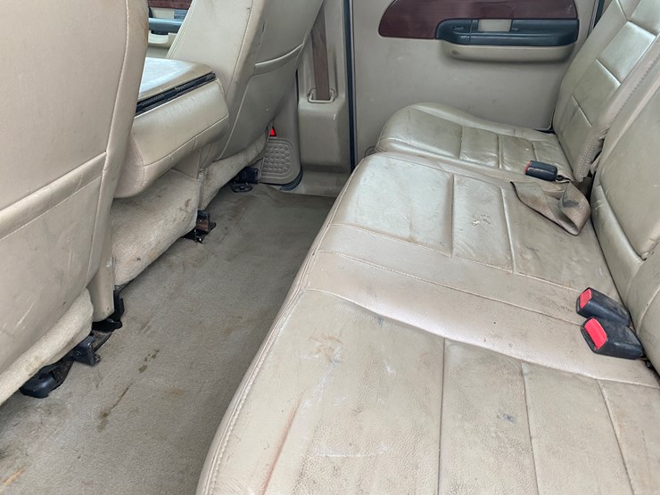 2005-ford-f350-image-45