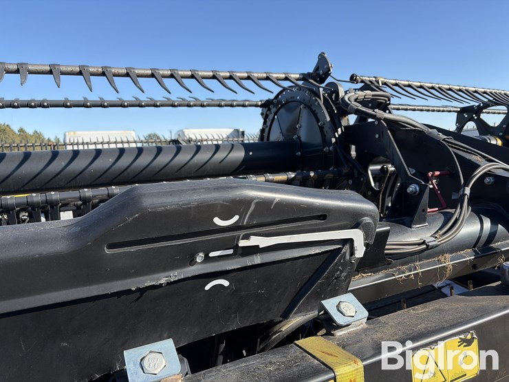 2019-mac-don-fd140-image-12