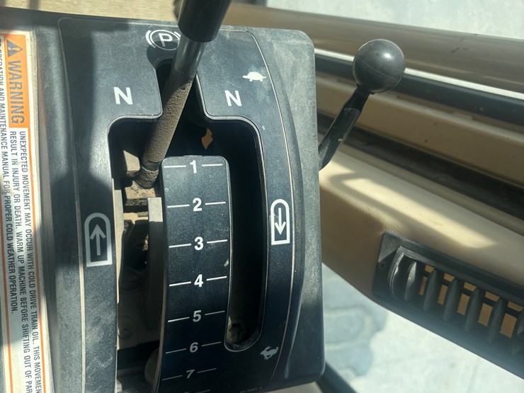 caterpillar-140h-vhp-image-41