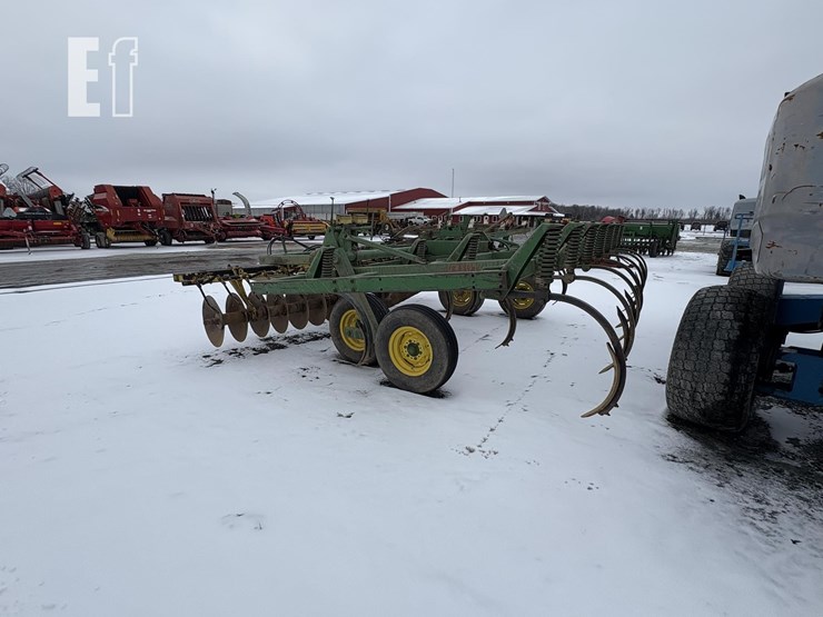 john-deere-1710-image-4