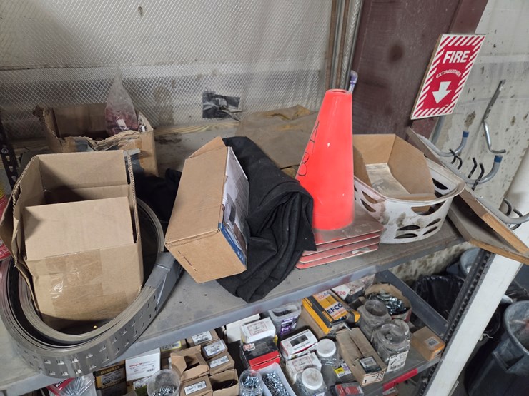 #5412-•-misc.-screws,-bolts,-and-more-image-2