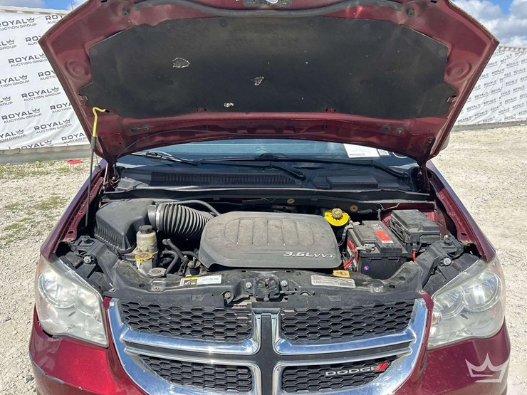 2017-dodge-grand-caravan-image-7