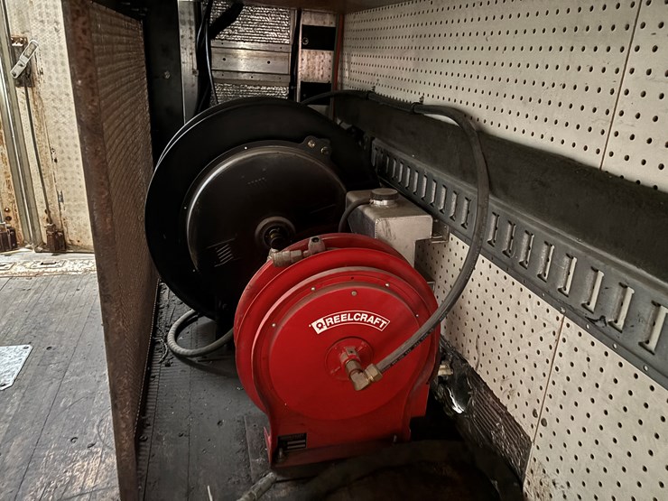 2002-international-4700-image-59